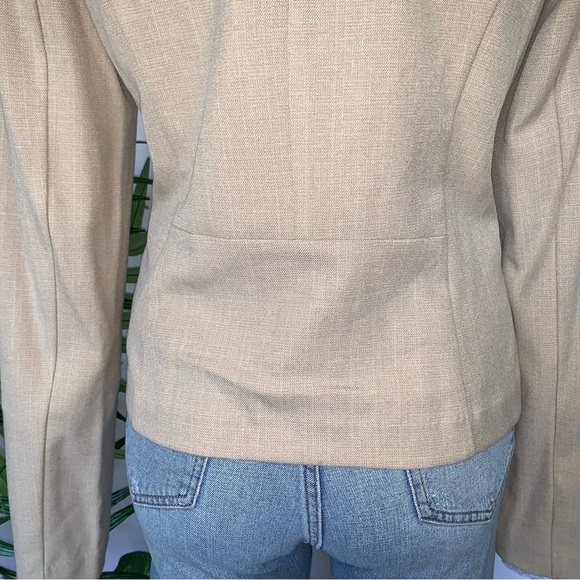 v i n t a g e :: Y2K Sophisticated Mod Classy Neutral Blazer - Picture 8 of 10